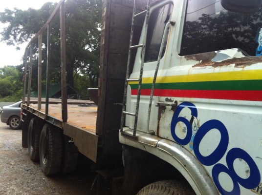 ขาย นิสสัน UDเพลาเดียว