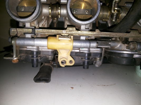 ขาย คาร์บู Suzuki bandit 250 cc. ขาย คาร์บู Suzuki bandit 250 cc.