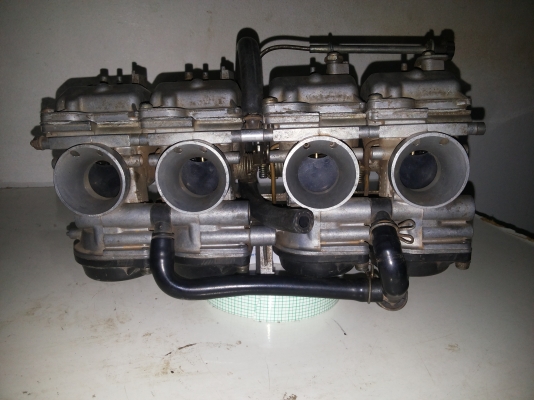 ขาย คาร์บู Suzuki bandit 250 cc. ขาย คาร์บู Suzuki bandit 250 cc.