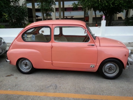 //////////ขาย fiat 600 หวานๆ น่ารักๆ ทะเบียนแท้ หลายรูปครับ//////////
