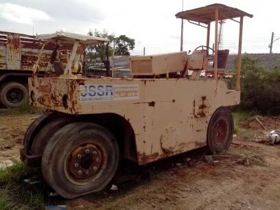 ขายรถบดล้อยาง ซาไกปี80 ราคา 150,000 บาท