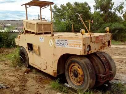 ขายรถบดล้อยาง ซาไกปี80 ราคา 150,000 บาท