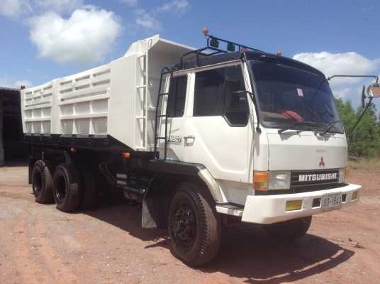 สิบล้อดัมพ์ 2 เพลา MITSUBISHI. ไอ้หลง FN527MA 28,xxxx เครื่อง 190 แรง 6D16 เครื่องสวย กำลังดี ซัซซี่สวย ยางไม่ดี ดัมพ์ยาว 6 เมตร 850,000 สิบล้อดัมพ์ 2 เพลา MITSUBISHI. ไอ้หลง FN527MA 28,xxxx เครื่อง 190 แรง 6D16 เครื่องสวย กำลังดี ซัซซี่สวย ยางไม่ดี ดัมพ์ยาว 6 เมตร 850,000