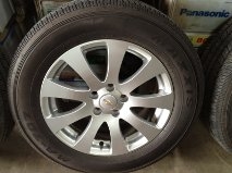 ขายล้อแม็กซ์พร้อมยางนอก Maxxis 4เส้น 17นิ้ว แคปติวา 2012