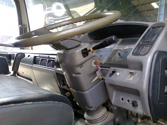 6 ล้อ HINO FD3HLA 195 แรงม้า ยาว 6 เมตร หัวคัสซี