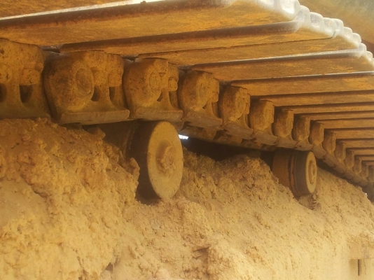 kobelco  200  YN 10  ใบอินวอยท์  รถสวยช่วงล่างเต็ม  สีสวย  บอดี้ได้  ดูรถได้ทุกวัน  ไม่รับมัดจำนะครับ  มาดูรถก่อนแล้วค่อยตัดสินใจ  มาดูกอน