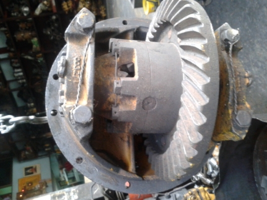 ขายเฟืองท้ายรถตัก JH60 ขายเฟืองท้ายรถตัก JH60