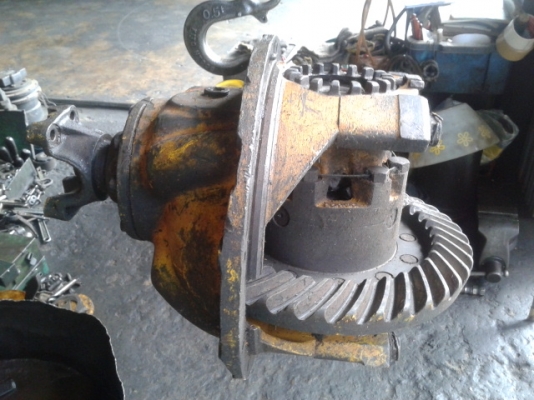 ขายเฟืองท้ายรถตัก JH60 ขายเฟืองท้ายรถตัก JH60