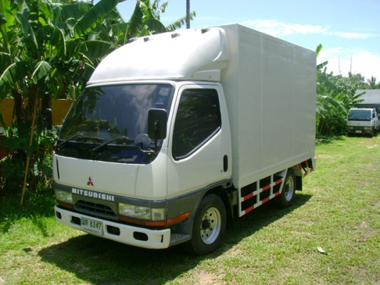 MITSUBISHI FUSO GUTS รถห้าง ตู้แห้ง 4 ล้อไม่ติดเวลา