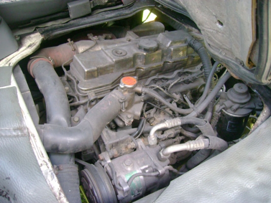 MITSUBISHI FUSO GUTS รถห้าง ตู้แห้ง 4 ล้อไม่ติดเวลา