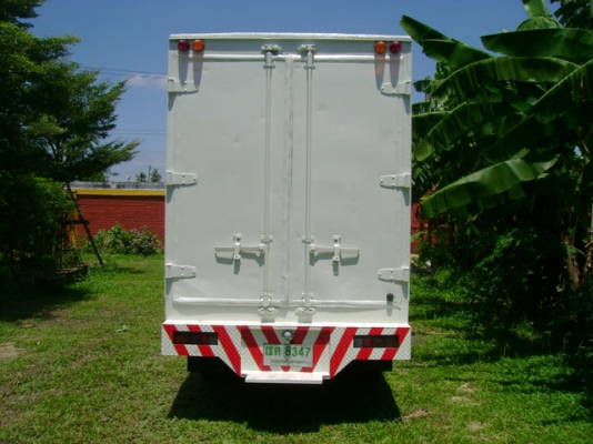 MITSUBISHI FUSO GUTS รถห้าง ตู้แห้ง 4 ล้อไม่ติดเวลา