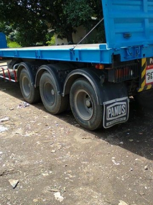 ขายหางโรเบทพื้นเรียบ อู่พนัสยาว 12.50 เมตร 3 เพลา ยาง 70\% ทะเบียนพร้อม