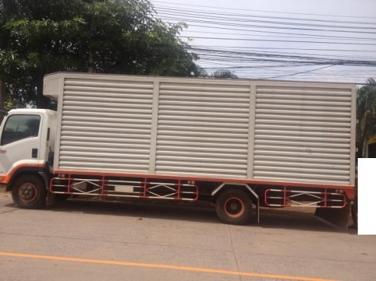 ขาย Isuzu FRR190 ปี56 หกล้อตู้ทึบเปิดท้ายยาว 7 m โทร 088-4501277