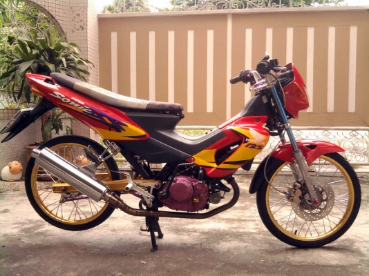 ขออนุญาติขาย Honda Sonic 125 CC. สตาร์ทมือ โอนให้ฟรีครับ