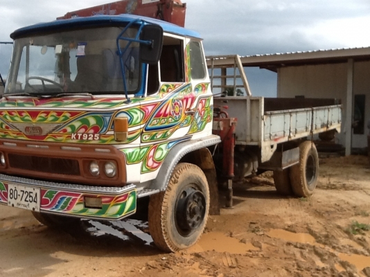 หกล้อติดเครน สภาพพร้อมใช้งาน