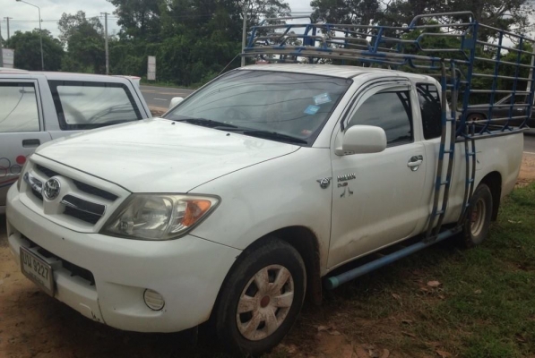 ***ขายแล้วครับขอบคุณ Truck2hand ขาย**ดาวน์ เปลี่ยนสัญญา VIGO 2.5 J CAB ปี50/07 เครื่องเดิมเกียร์เดิม แอร์เย็น ช่วงล่างคัสซีสวย เสริมแหนบ ใส่เพลาลอย พร้อมลุยงานหนัก จัดมา 72งวด คงค้าง 53*7,960บ. สัญญา บ.ธนชาติ  เอกสารครบ ราคาต่อรองเงินดาวน์ได้นิดหน่อยเด้อ