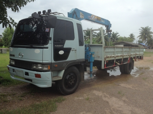 หกล้อ HINO ปี48 ยาว7.2 เมตร พร้อมเครน SUPER Z 303 TADANO  3.5 T (5 เหลี่ยม) ท้องV เครื่อง 195 แรง กระจกไฟฟ้า เบรกจิฟฟี่ พวงมาลัยเพาเวอร์ เครื่องดี ยางดี (ยางอะไหล่พร้อม) ซัซซี่สวยมากๆ แอร์เย็น รถพร้อมใช้ 950,000