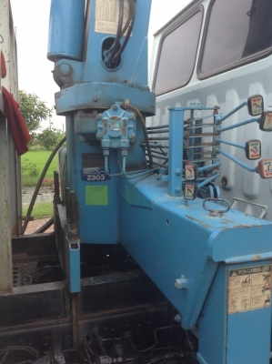 หกล้อ HINO ปี48 ยาว7.2 เมตร พร้อมเครน SUPER Z 303 TADANO  3.5 T (5 เหลี่ยม) ท้องV เครื่อง 195 แรง กระจกไฟฟ้า เบรกจิฟฟี่ พวงมาลัยเพาเวอร์ เครื่องดี ยางดี (ยางอะไหล่พร้อม) ซัซซี่สวยมากๆ แอร์เย็น รถพร้อมใช้ 950,000