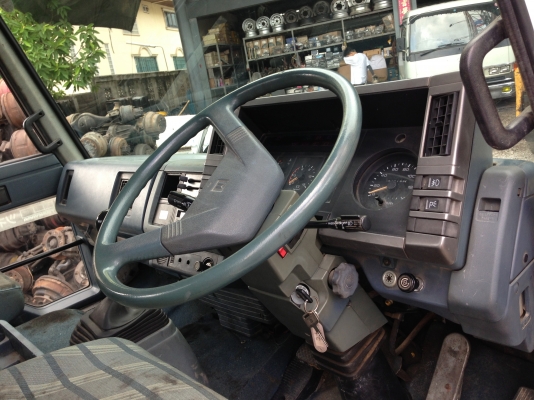 หัวเก๋ง isuzu Rocky