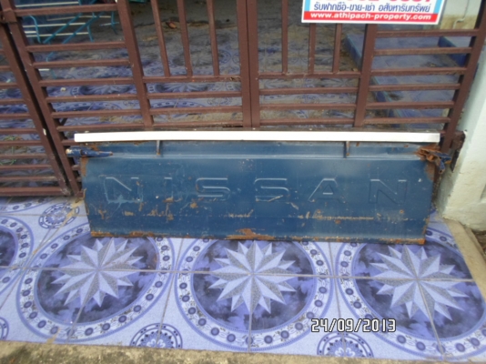 ขายฝาท้ายกระบะ นิสสัน 720 ตามสภาพ 1,000 บาท