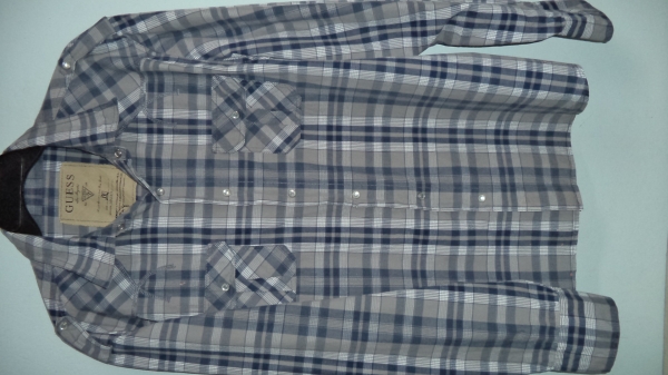 สื้อเชิต GUESS ขนาด XXL