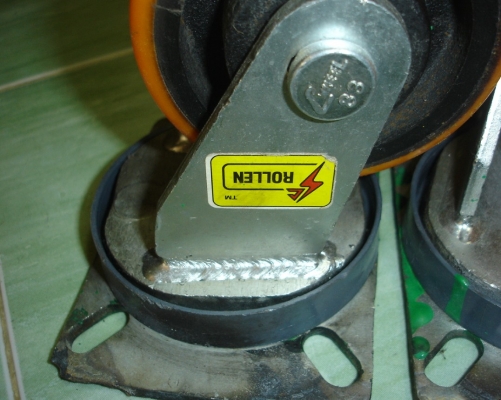 ขายล้อโพลียูรีเทน 4 นิ้ว รุ่น R300 มีความหนาของเหล็กถึง 6 มม.