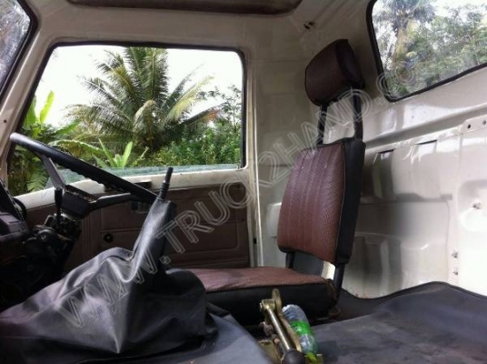 รถบรรทุก 6 ล้อติดเครน ยี่ห้อ HINO ติดเครน 3 ตัน รถบรรทุก 6 ล้อติดเครน ยี่ห้อ HINO ติดเครน 3 ตัน