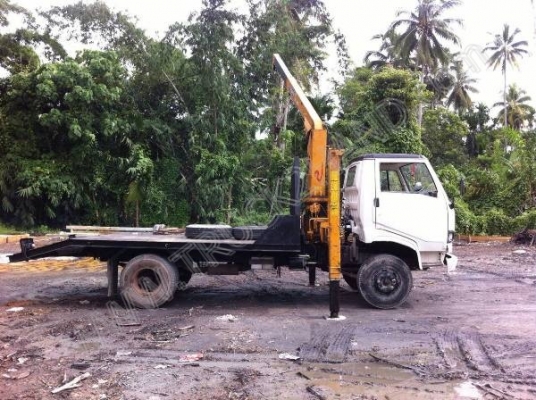 รถบรรทุก 6 ล้อติดเครน ยี่ห้อ HINO ติดเครน 3 ตัน รถบรรทุก 6 ล้อติดเครน ยี่ห้อ HINO ติดเครน 3 ตัน