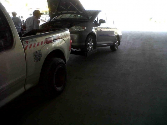 บริการ รถยก 24 ชม ครับ