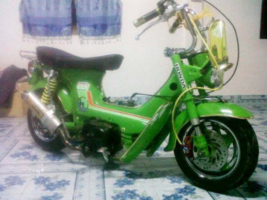 ขายครับ 17,500 บาท รถจอดอยู่ในบ้านผมเลยครับ สนใจโทร 082-7391165 (โน๊ต กาฬสินธุ์ ) 088-5188250  รถจอดอยู่ อ.ห้วยผึ้ง จ.กาฬสินธุ์ 46240