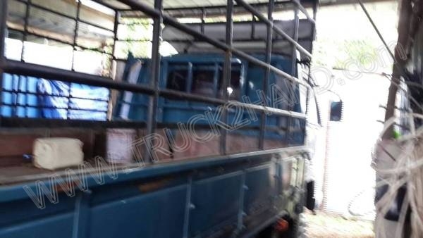 รถบรรทุก 6 ล้อ ยี่ห้อ ISUZU รุ่น NPR 115 แรงม้า รถบรรทุก 6 ล้อ ยี่ห้อ ISUZU รุ่น NPR 115 แรงม้า