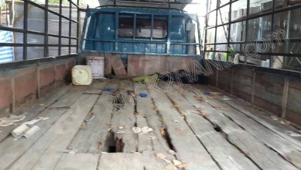 รถบรรทุก 6 ล้อ ยี่ห้อ ISUZU รุ่น NPR 115 แรงม้า รถบรรทุก 6 ล้อ ยี่ห้อ ISUZU รุ่น NPR 115 แรงม้า