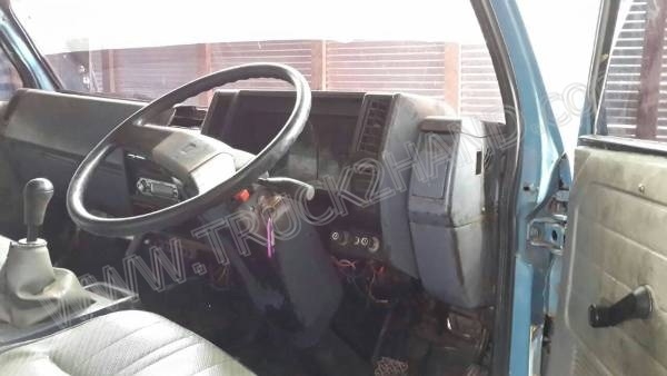 รถบรรทุก 6 ล้อ ยี่ห้อ ISUZU รุ่น NPR 115 แรงม้า รถบรรทุก 6 ล้อ ยี่ห้อ ISUZU รุ่น NPR 115 แรงม้า