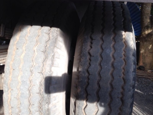 รถอีซูซุ 6 ล้อดั้ม NQR  150 แรงม้า ปี 51  สนใจติดต่อ 081 - 6079515