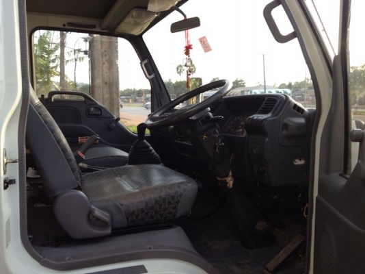 รถอีซูซุ 6 ล้อดั้ม NQR  150 แรงม้า ปี 51  สนใจติดต่อ 081 - 6079515