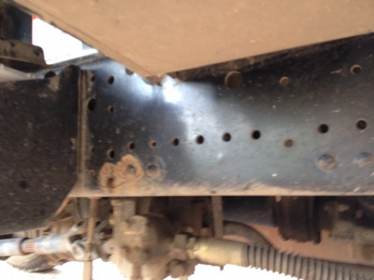 รถอีซูซุ 6 ล้อดั้ม NQR  150 แรงม้า ปี 51  สนใจติดต่อ 081 - 6079515