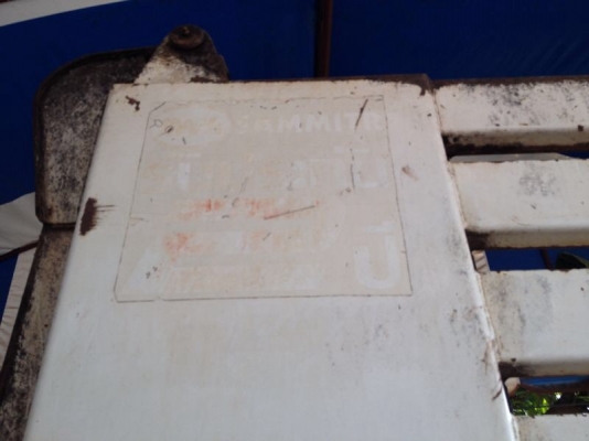 รถอีซูซุ 6 ล้อดั้ม NQR  150 แรงม้า ปี 51  สนใจติดต่อ 081 - 6079515