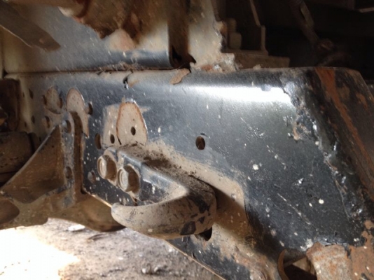 รถอีซูซุ 6 ล้อดั้ม NQR  150 แรงม้า ปี 51  สนใจติดต่อ 081 - 6079515