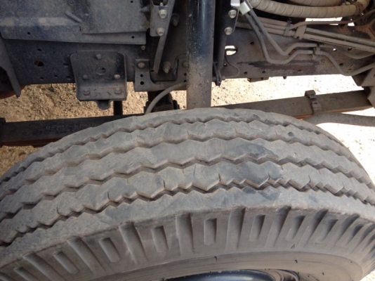 รถอีซูซุ 6 ล้อดั้ม NQR  150 แรงม้า ปี 51  สนใจติดต่อ 081 - 6079515