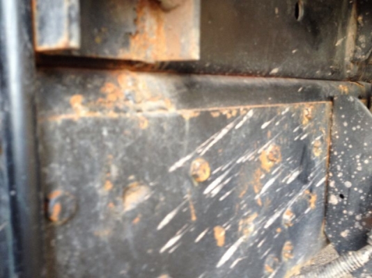 รถอีซูซุ 6 ล้อดั้ม NQR  150 แรงม้า ปี 51  สนใจติดต่อ 081 - 6079515