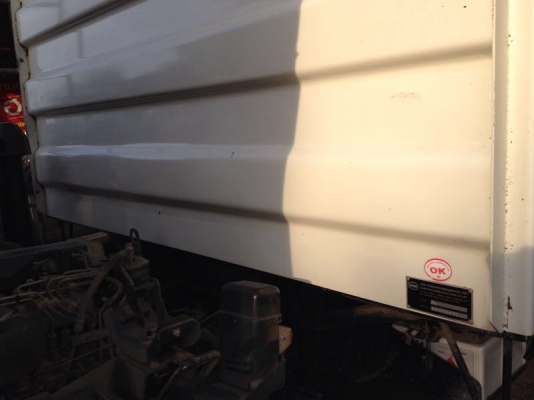 รถอีซูซุ 6 ล้อดั้ม NQR  150 แรงม้า ปี 51  สนใจติดต่อ 081 - 6079515