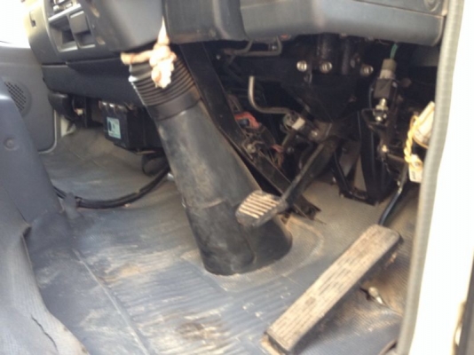 รถอีซูซุ 6 ล้อดั้ม NQR  150 แรงม้า ปี 51  สนใจติดต่อ 081 - 6079515