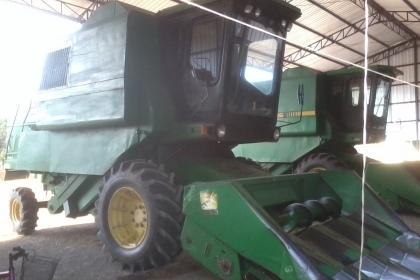 #7 รถเกี่ยวข้าวโพด พร้อมหัวจอร์นเดียร์