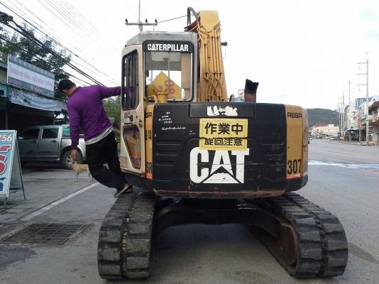 ขายแบ็คโฮ ราคาถูก CATERPILLAR  307SSR 590,000บาท