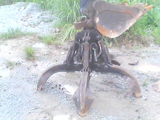 ขายตัวคีบ ราคา 20,000 บาท