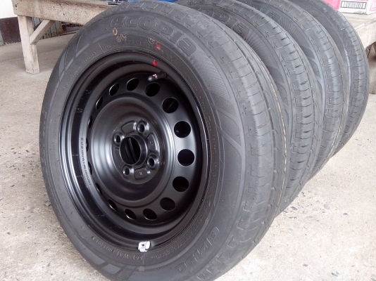 ล้อMitsubishi Attrage ป้ายแดง พร้อมยาง ยาง 175 65 14 ปี2013