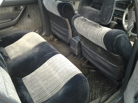 ขายรถยนต์ ปี93 โตโยต้า โคโรน่า รุ่นหน้ายิ้ม เครื่อง2000cc.หัวฉีด(ติดแก๊ส)เกียร์ออโต้ พวงมาลัยเพาเวอร์ แอร์เย็น ล้อแม็ก เครื่องดีแน่นๆ ขายถูกๆตามสภาพ (รถบ้านไม่ใช่แท็กซี่)