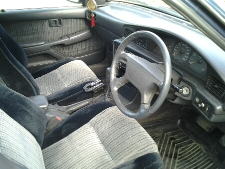 ขายรถยนต์ ปี93 โตโยต้า โคโรน่า รุ่นหน้ายิ้ม เครื่อง2000cc.หัวฉีด(ติดแก๊ส)เกียร์ออโต้ พวงมาลัยเพาเวอร์ แอร์เย็น ล้อแม็ก เครื่องดีแน่นๆ ขายถูกๆตามสภาพ (รถบ้านไม่ใช่แท็กซี่)