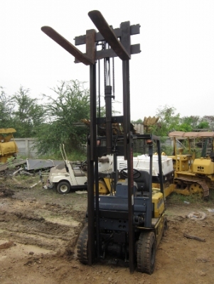 ขาย-รถยก FORKLIFT: KOMATSU-FD15-15 ขนาด 1.5 ตัน เครื่องดีเซล ประหยัด นำเข้าจากญี่ปุ่น สภาพพร้อมใช้