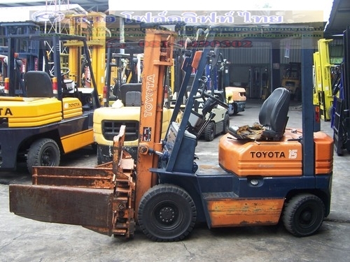 ขายรถ โฟล์คลิฟท์ TOYOTA รุ่น 5-FD15